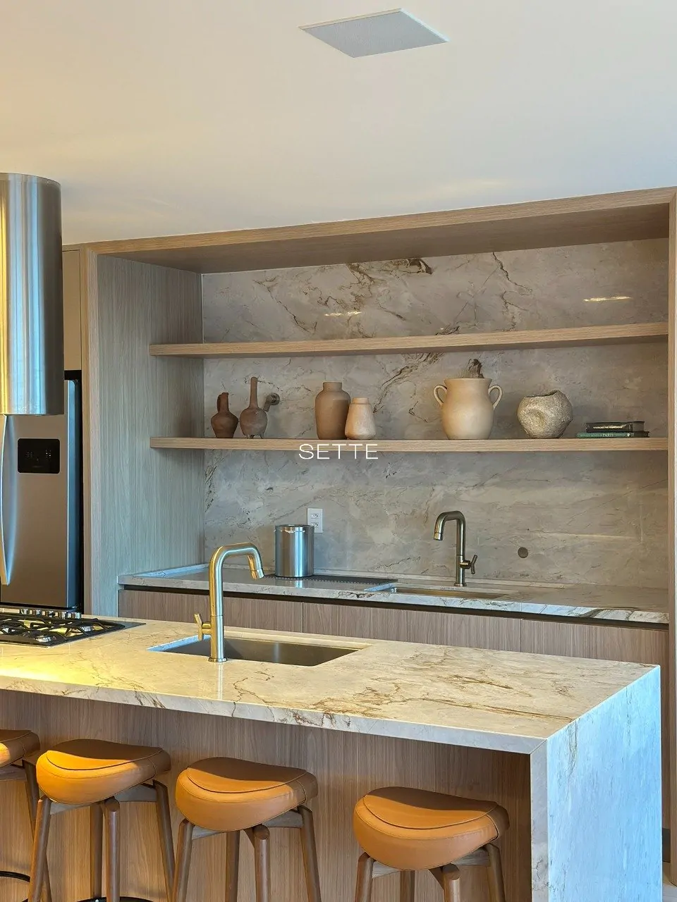 i2264b6gz872M_61697a5f0ce98cc