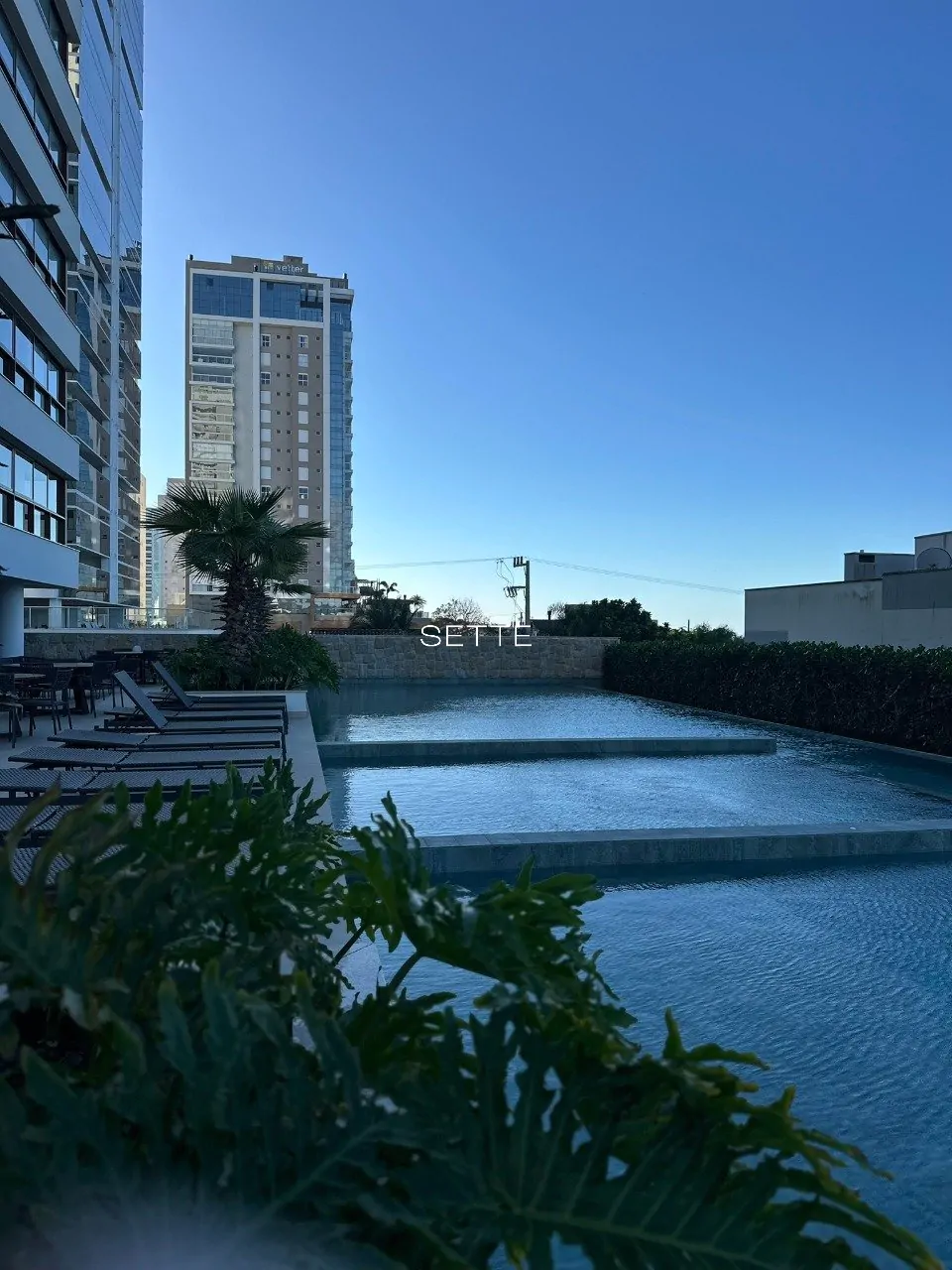 i2264b6gz872M_61697a5f2ce0d42