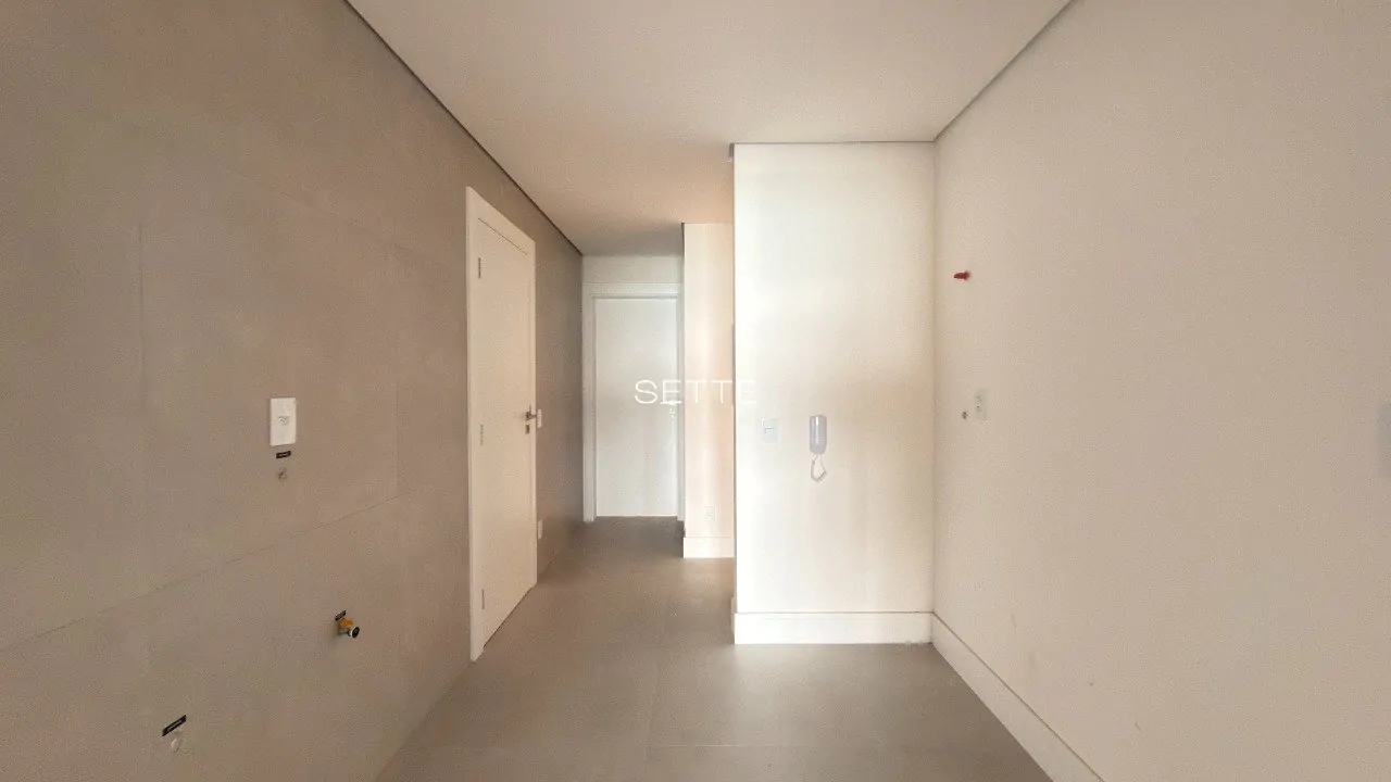 i319BKV779BGTR58_2669a5d4875f2db