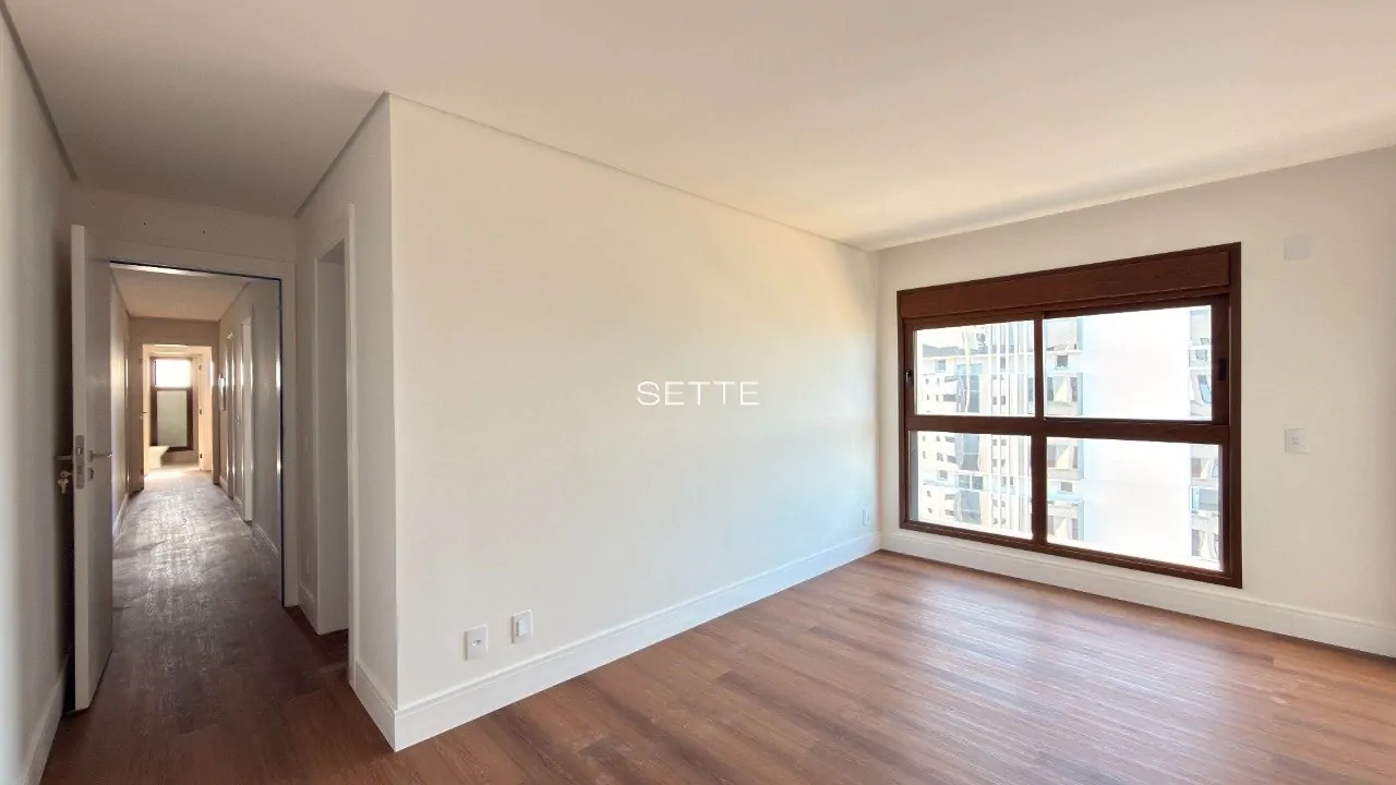 i319BKV779BGTR58_2669a5d48ca8ef3