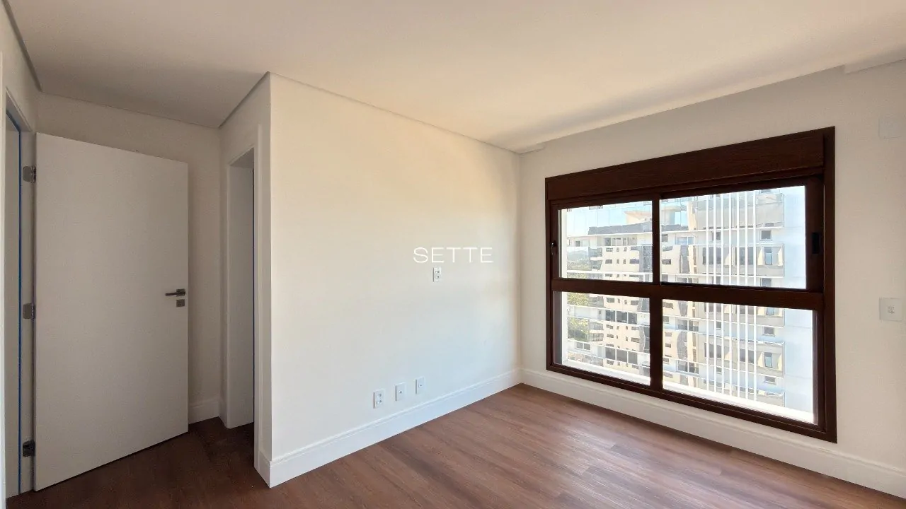 i319BKV779BGTR58_2669a5d49c3d71a