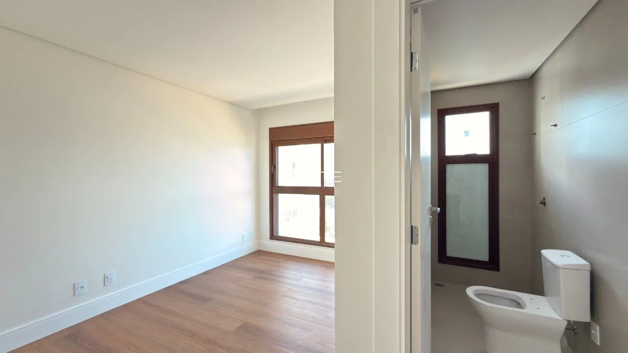 i319BKV779BGTR58_2669a5d4a1c5ab5