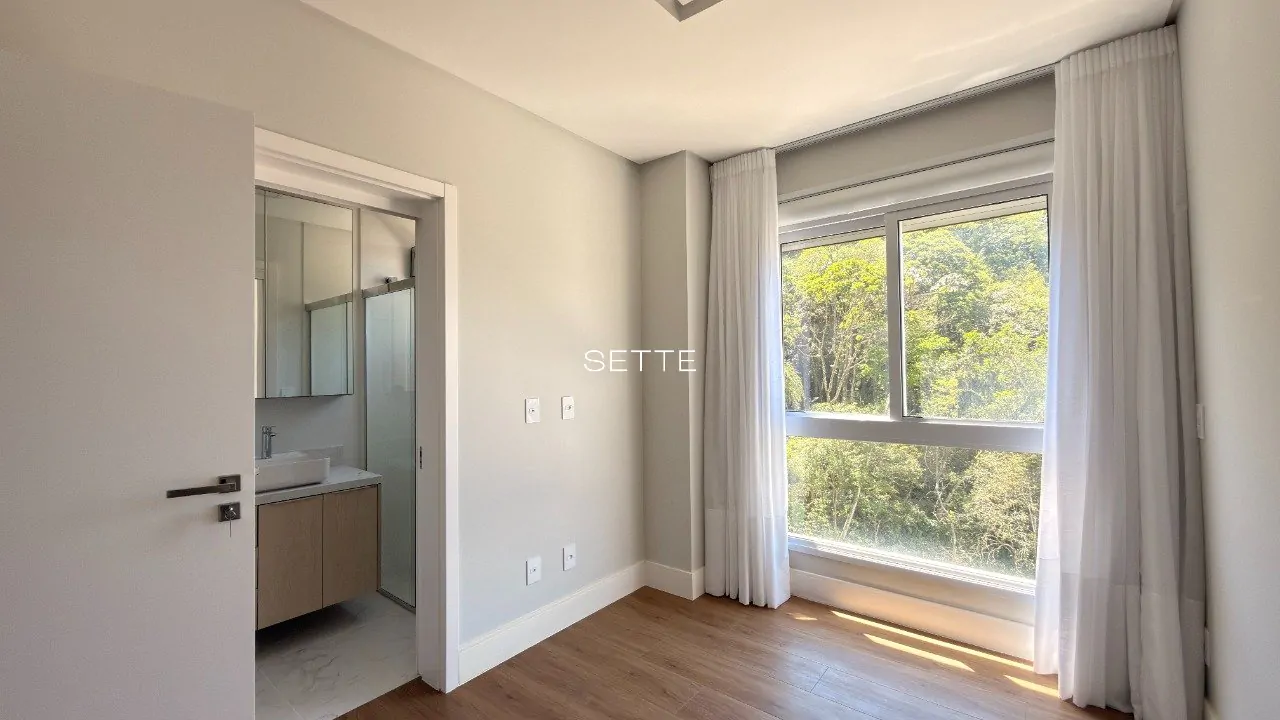 i45y324R_46696797b372958