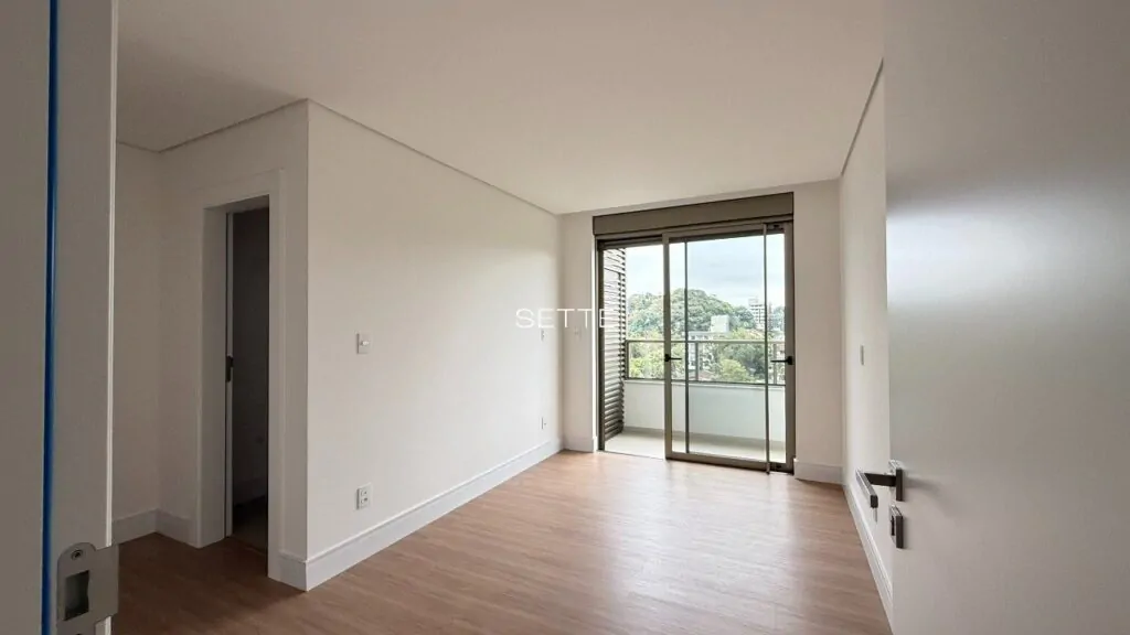 i4ff6E83GPV32UF2D32KG_968ee940f2ad87