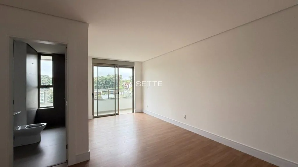 i4ff6E83GPV32UF2D32KG_968ee94121759d