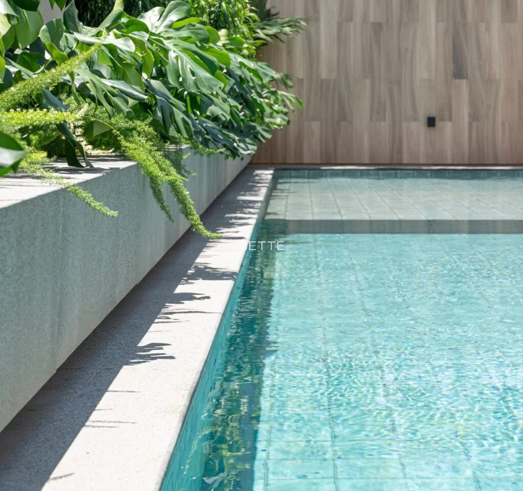 i4ff6E83GPV32UF2D32KG_968ee94f94e8ac