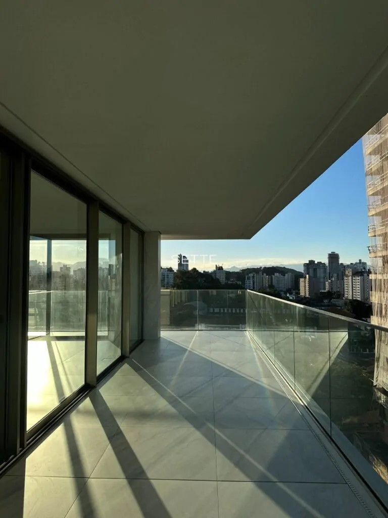 i4h5k25v52H_1268ee9a2832947