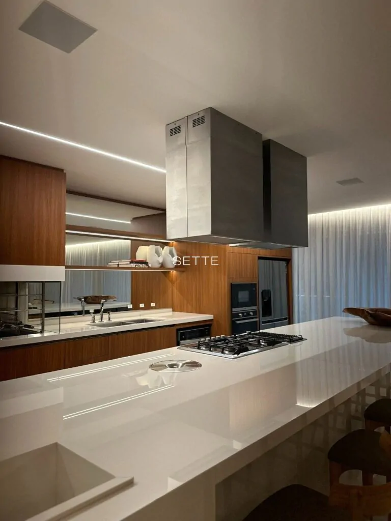 i4h5k25v52H_1268ee9a724bb9e