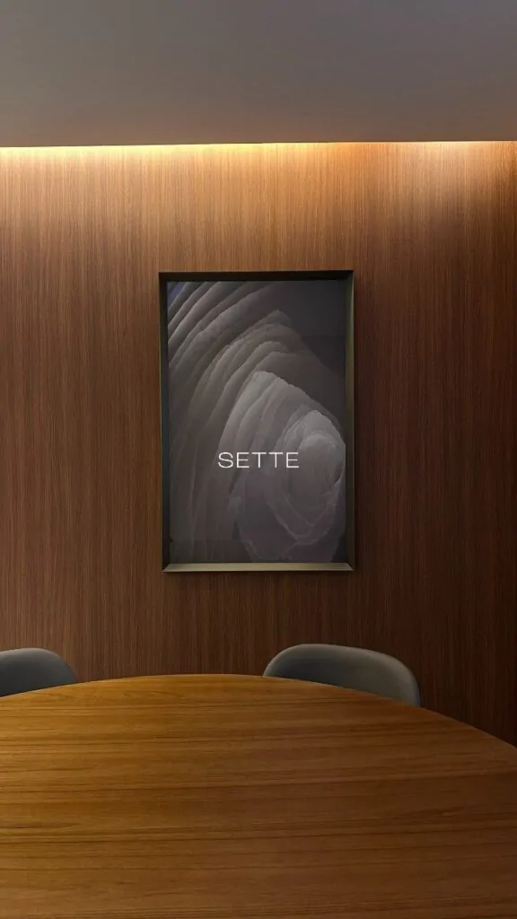 i4h5k25v52H_1268ee9a8b82a8c