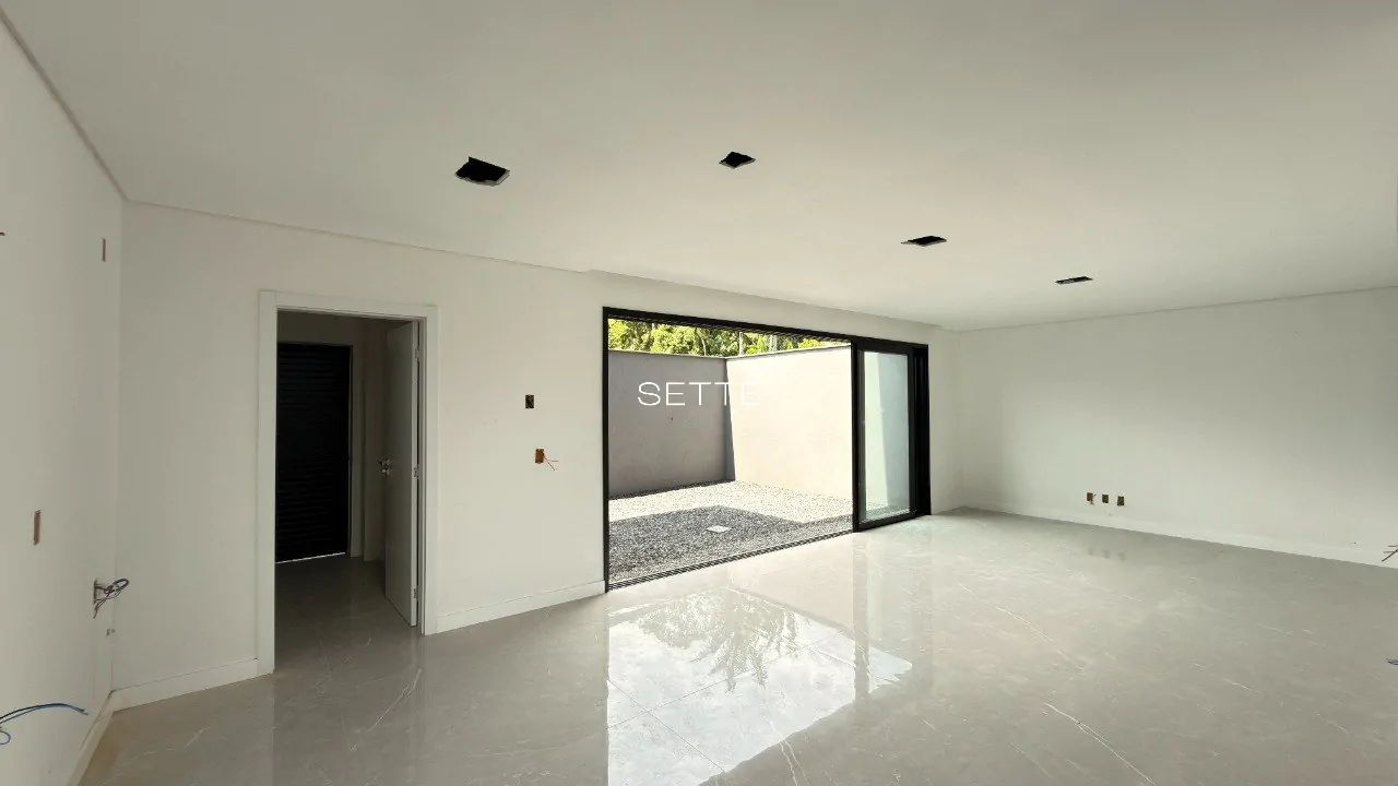 i4su2798KL322d_626981fd1b3980d