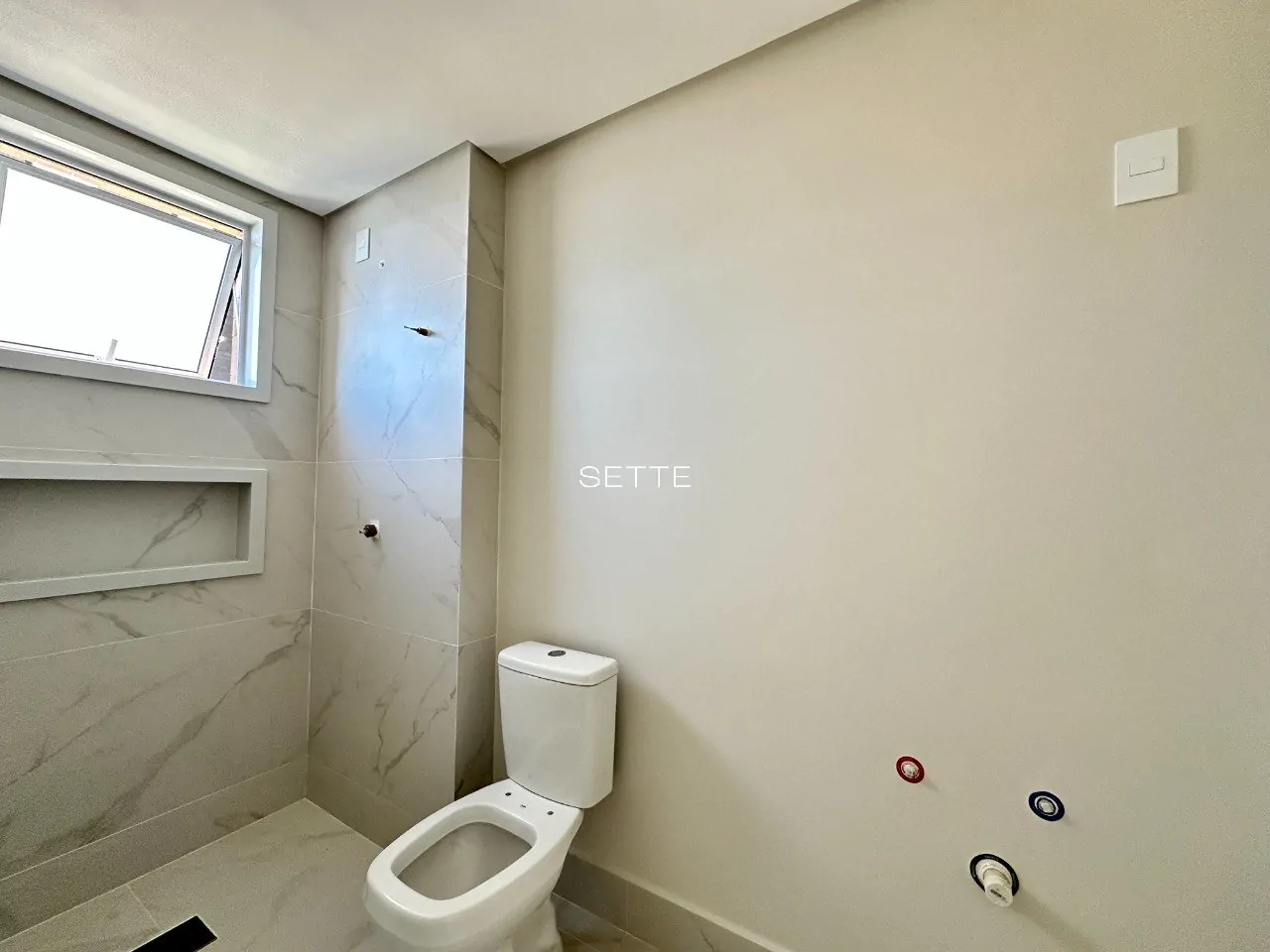 i561B_39693c5b409208a