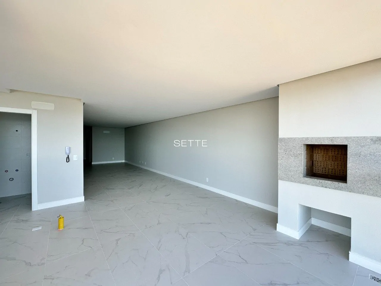 i561B_39693c5b56eea23