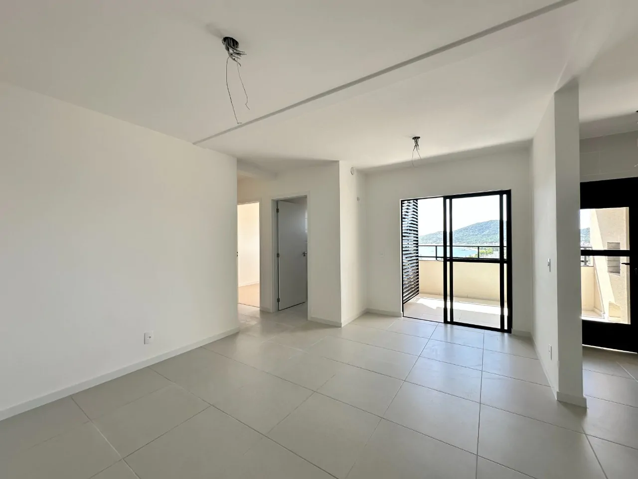 i5D1t2I91831t_37693c3f3f97468