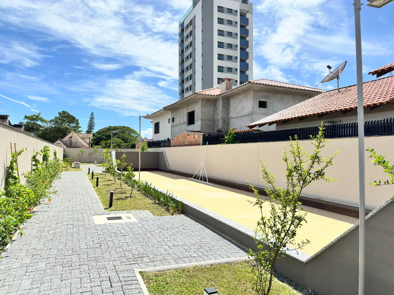 i5D1t2I91831t_37693c407198a84