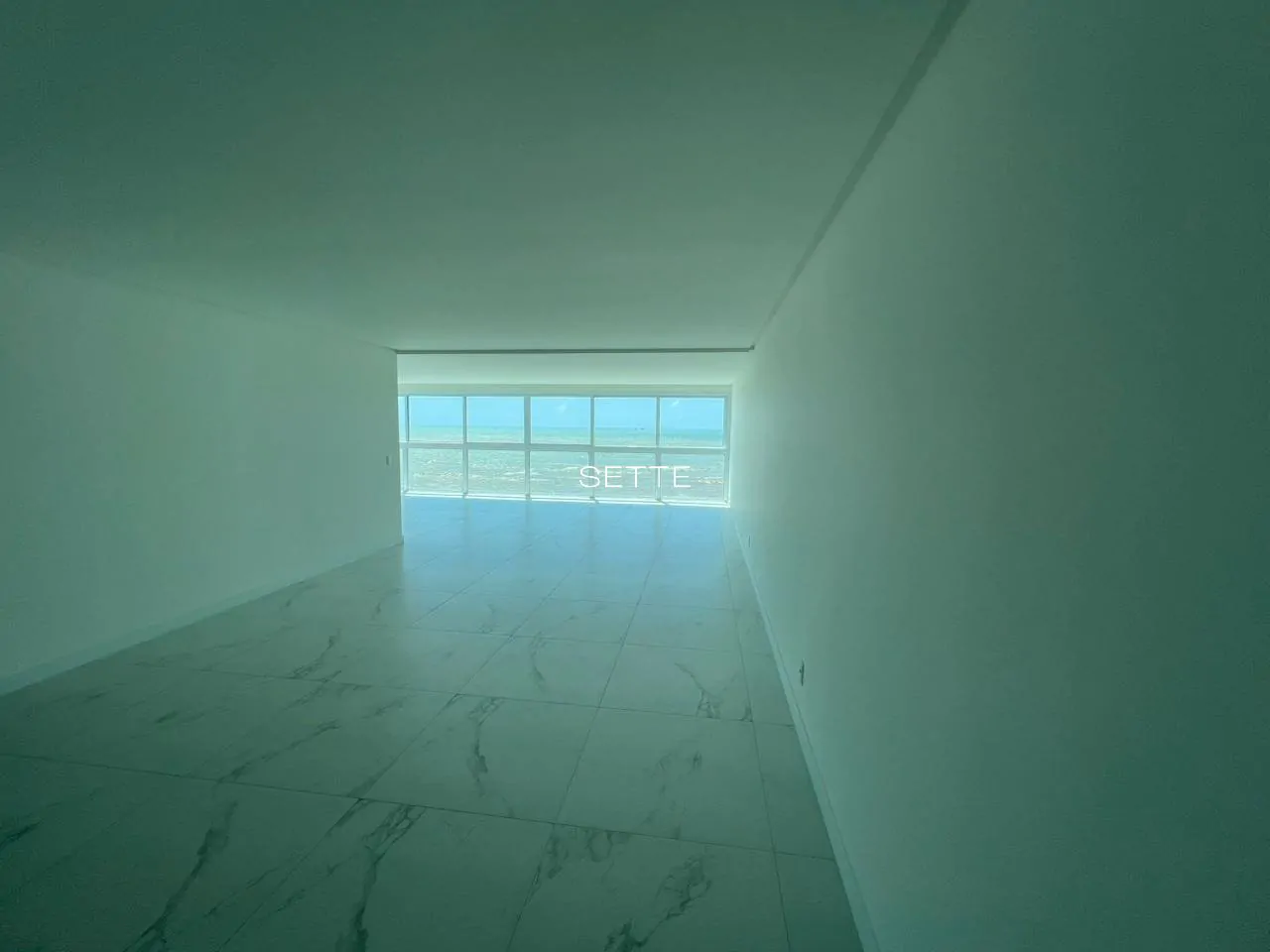 i6NI23Qy_65699efda46a2d2