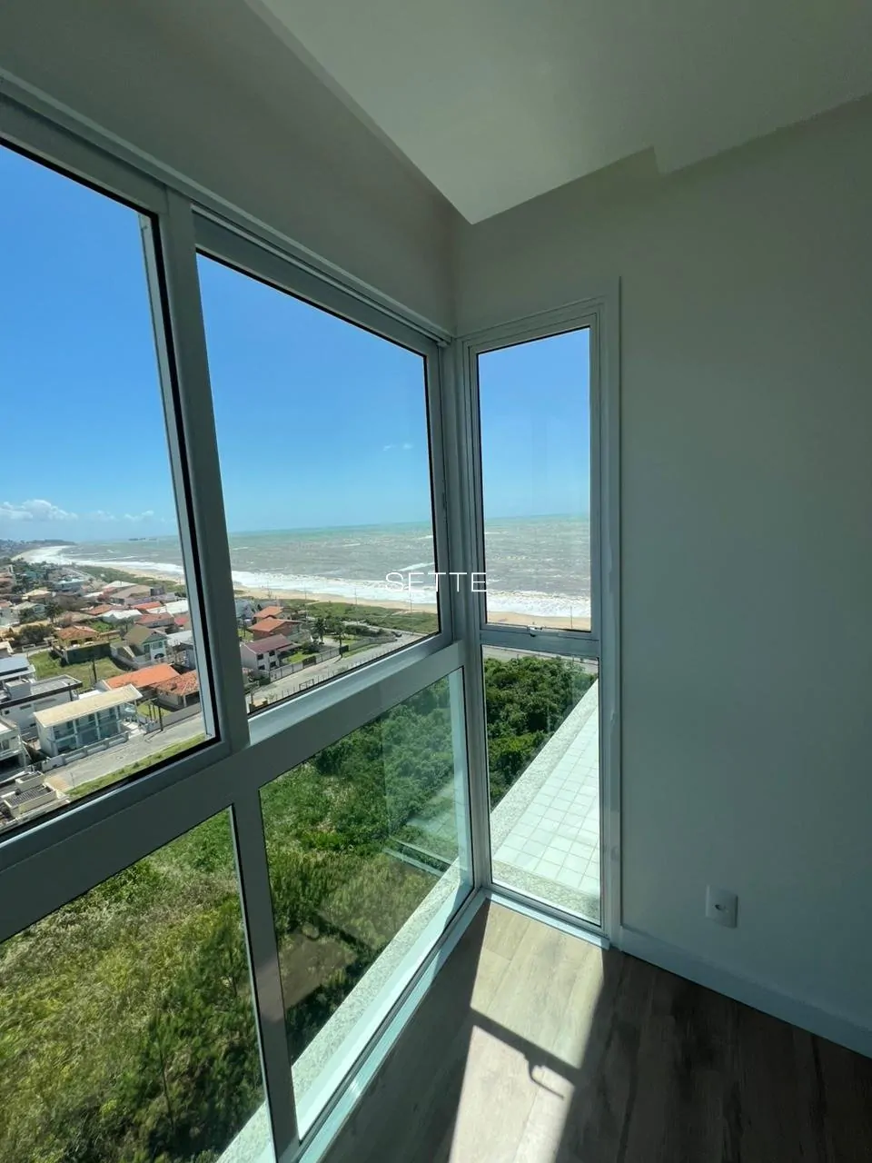 i6NI23Qy_65699efdbaa5f4d