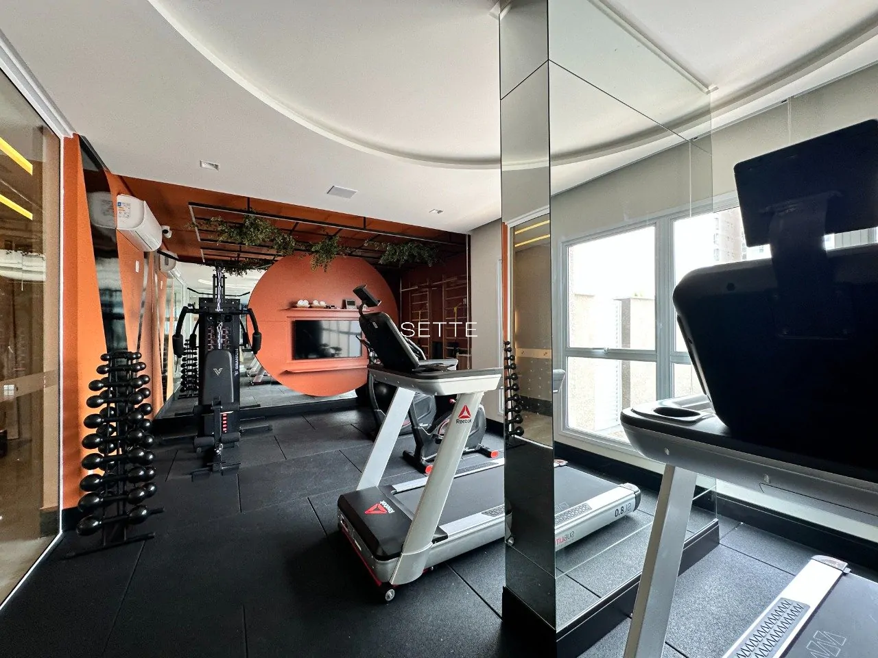 i6le5W6cm_40693c5a3478ed0