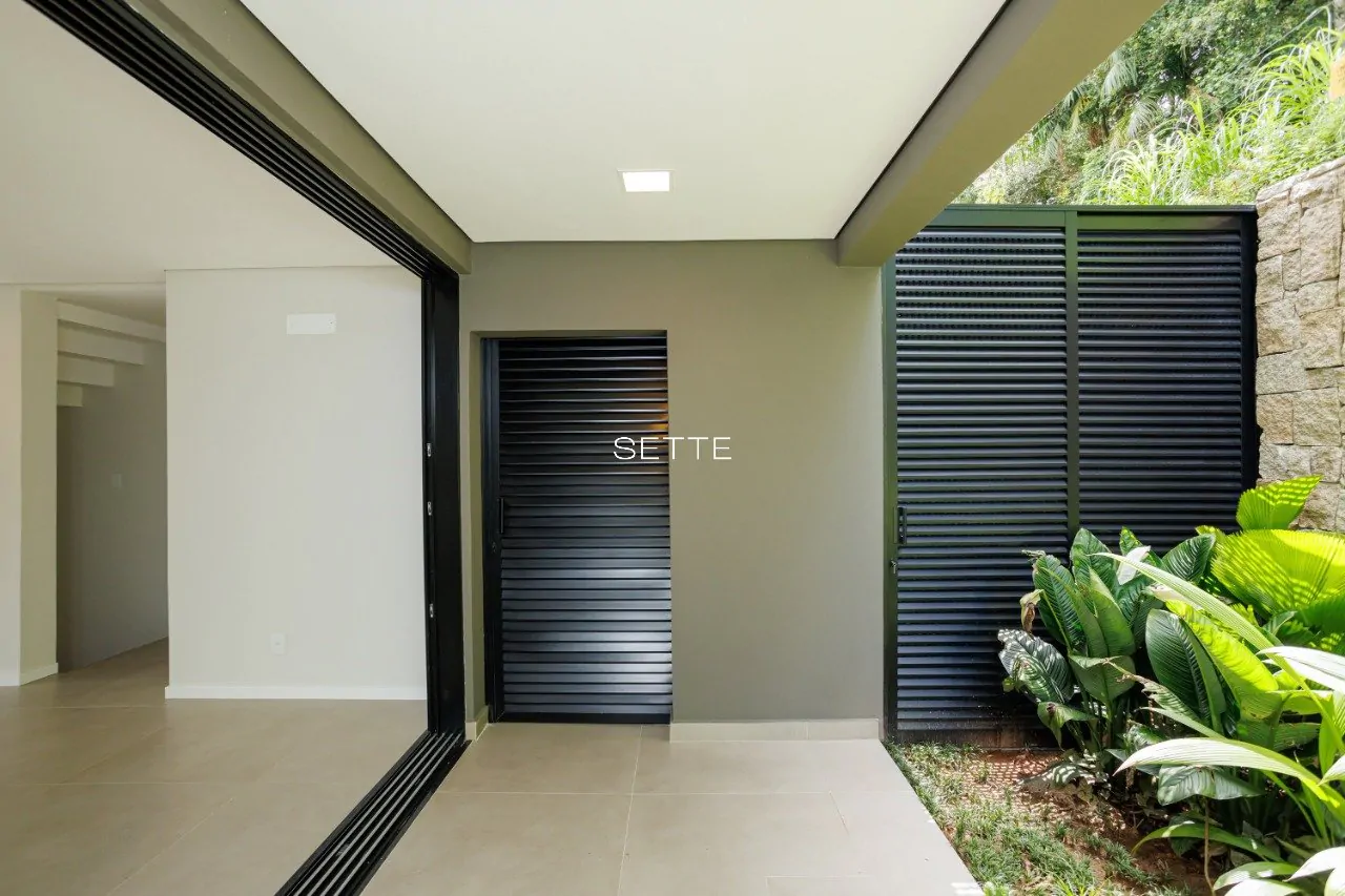 iD9n9S12juvmz2_1568ee9f16e1d39