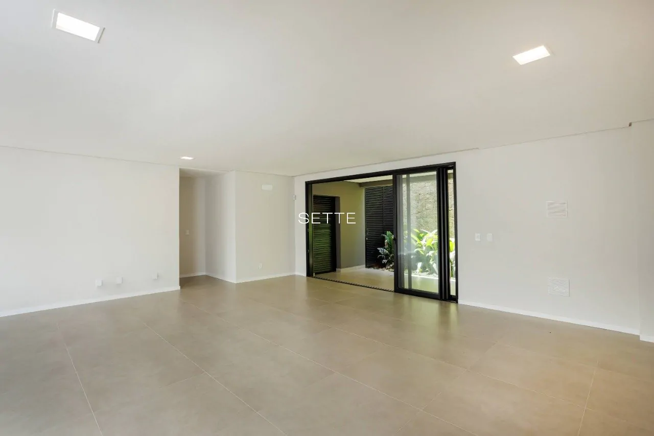 iD9n9S12juvmz2_1568ee9f3e58149