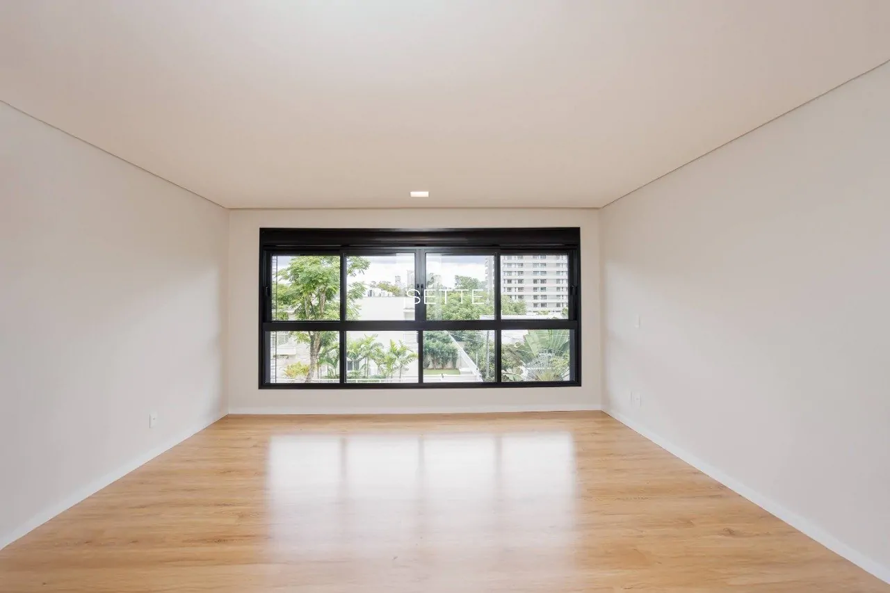 iD9n9S12juvmz2_1568ee9f87b8664