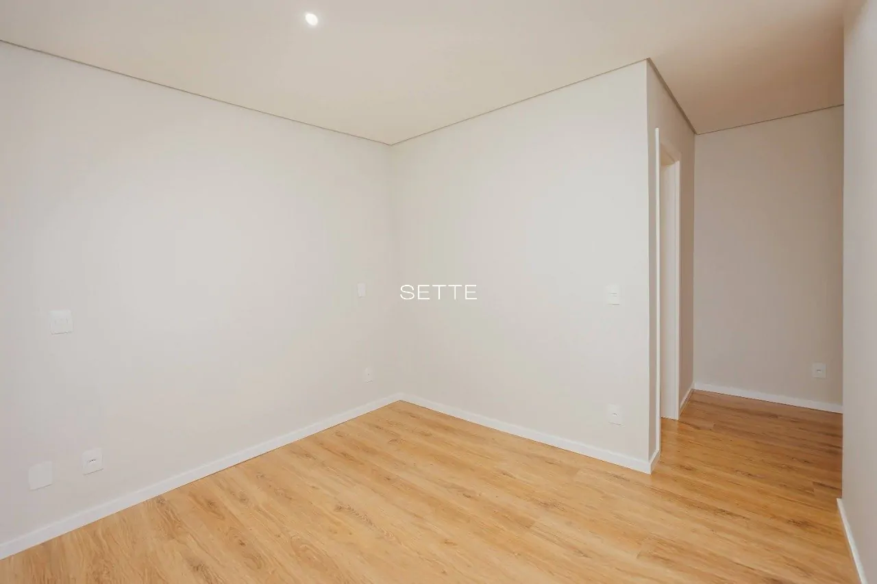 iD9n9S12juvmz2_1568ee9fcfe67bf