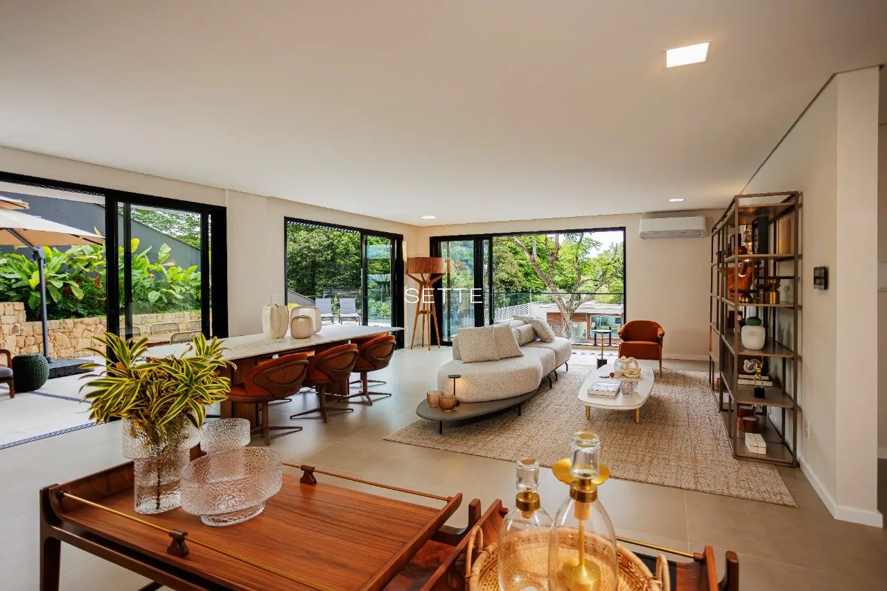 ie8696rY7m4A15B_1768eea20a9d01c