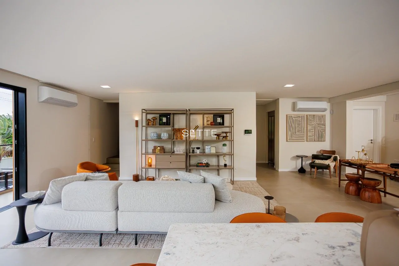 ie8696rY7m4A15B_1768eea21cd611e