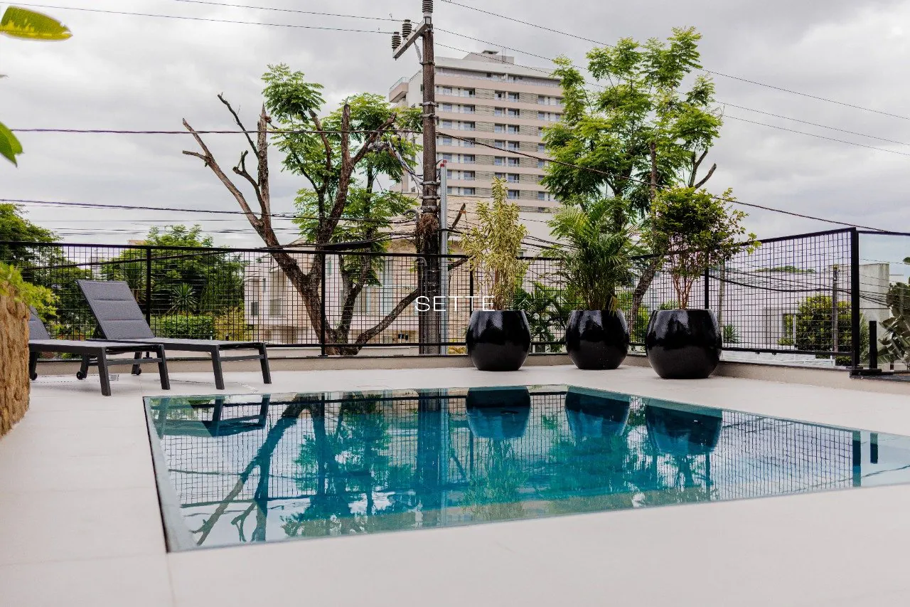 ie8696rY7m4A15B_1768eea25bedb82