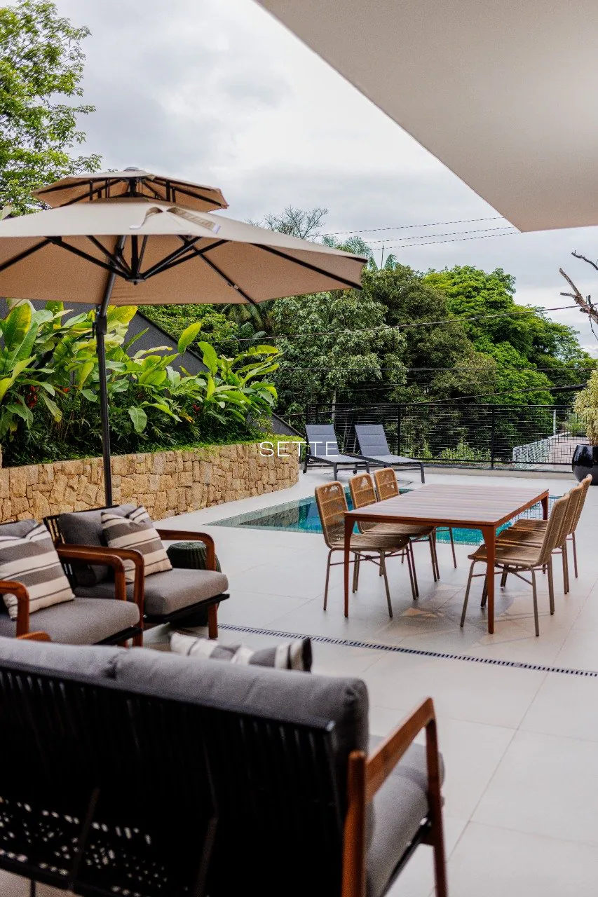 ie8696rY7m4A15B_1768eea266a26be