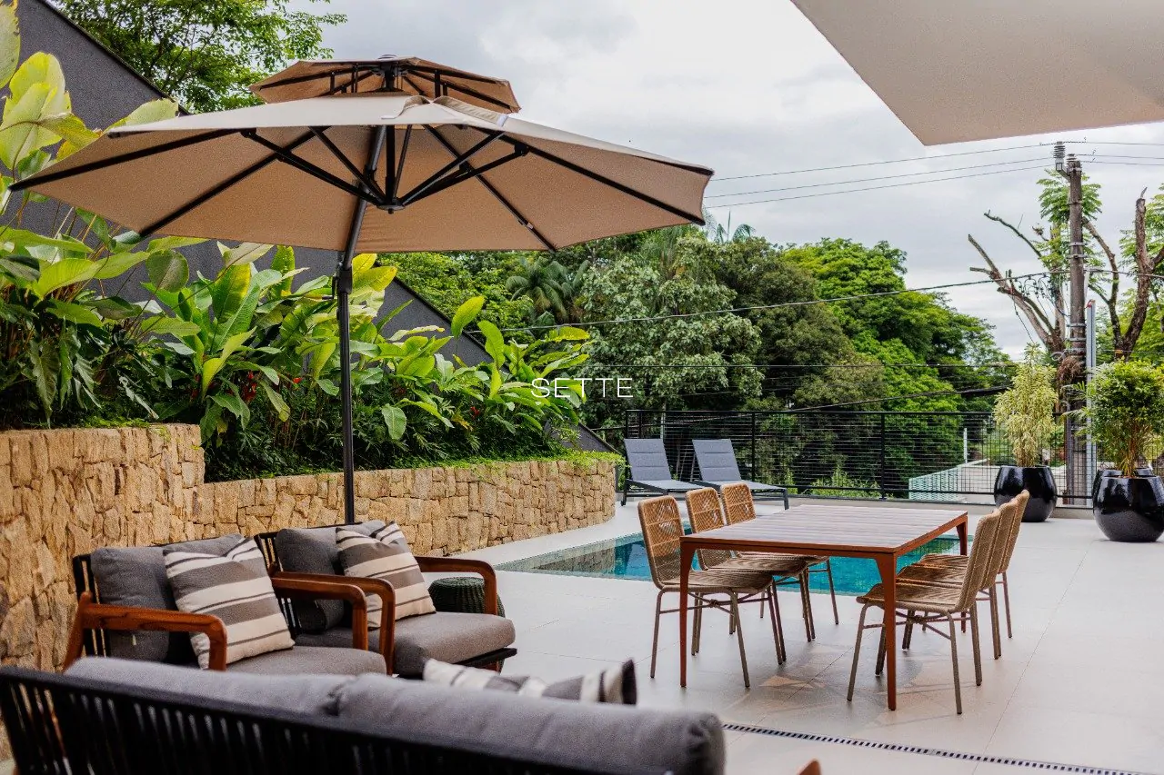 ie8696rY7m4A15B_1768eea27cc4db5