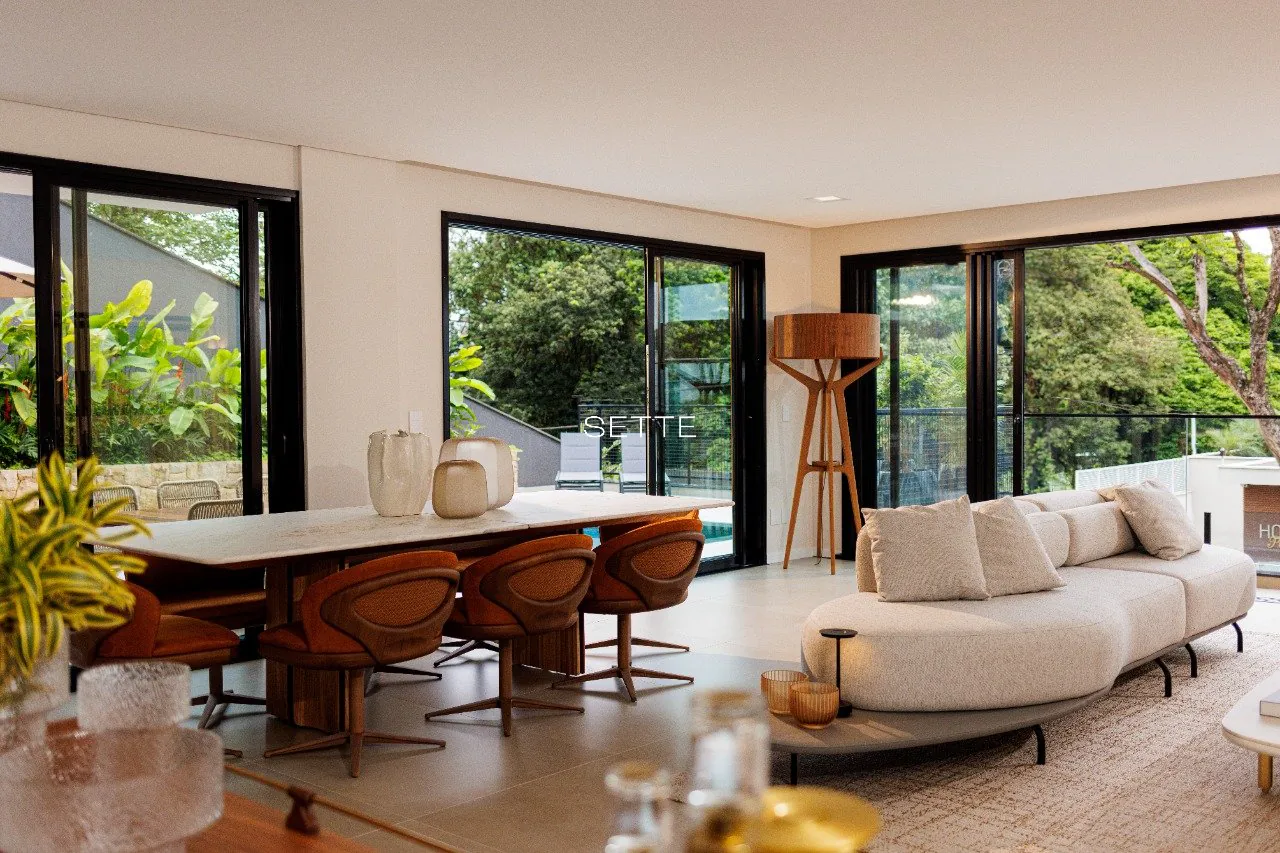 ie8696rY7m4A15B_1768eea2bab008e