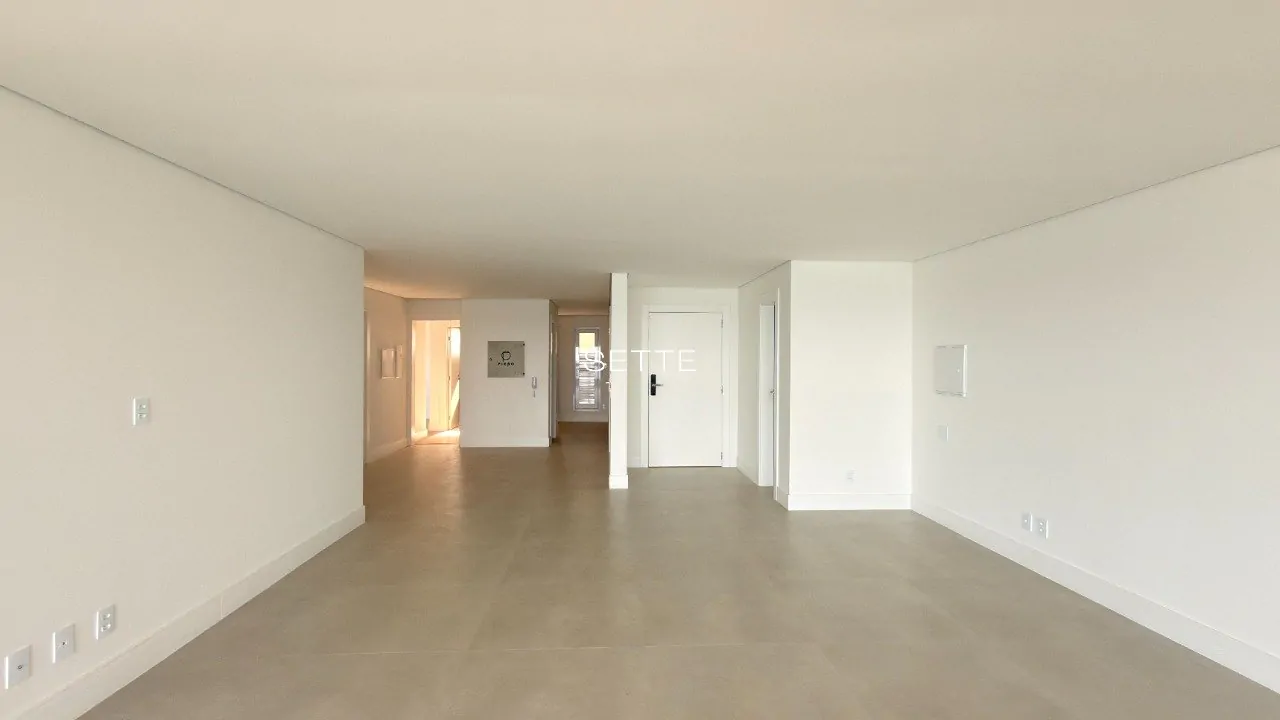 if91fz6bcHd_2569a5e86332a4e