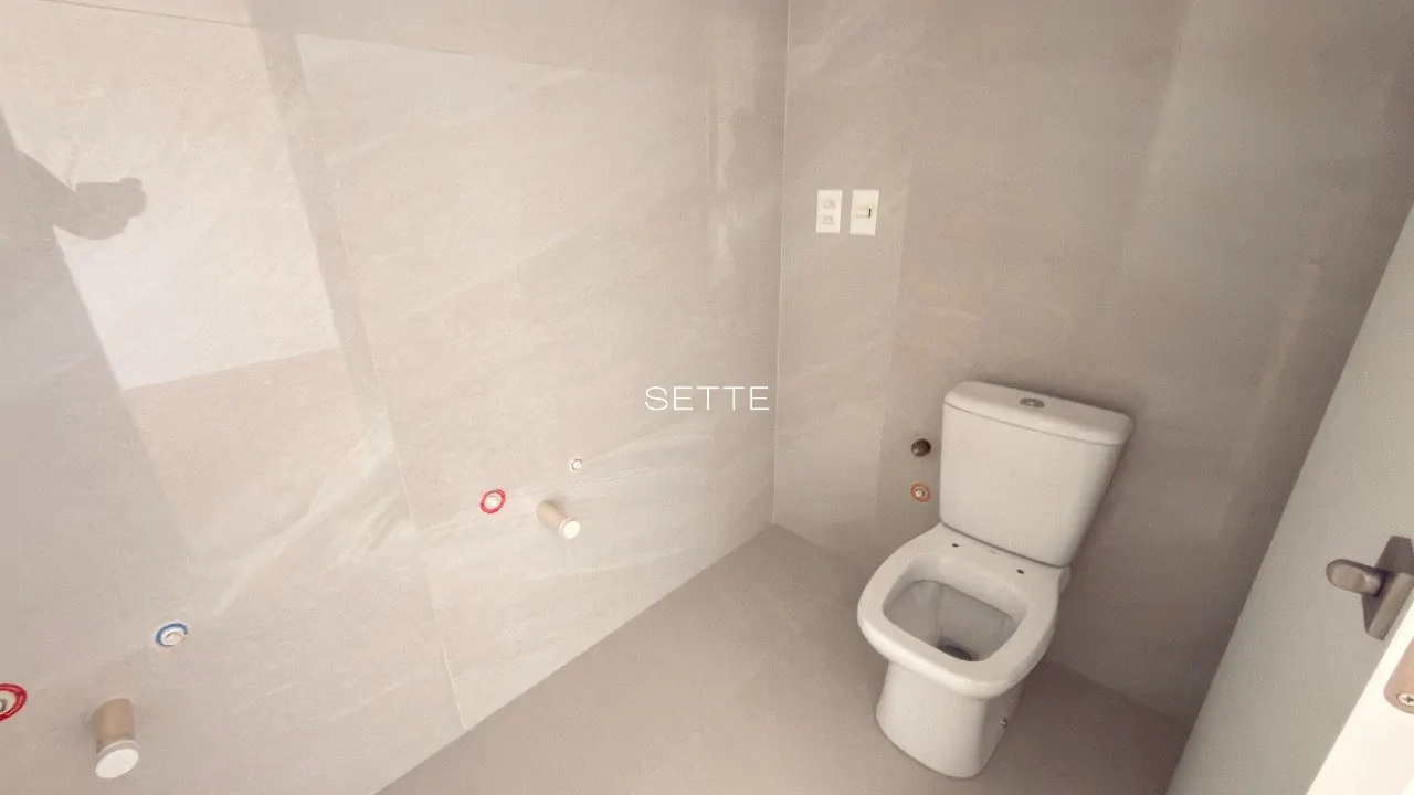 iu8M3LOu4k45qb_7569c2f26badfcc