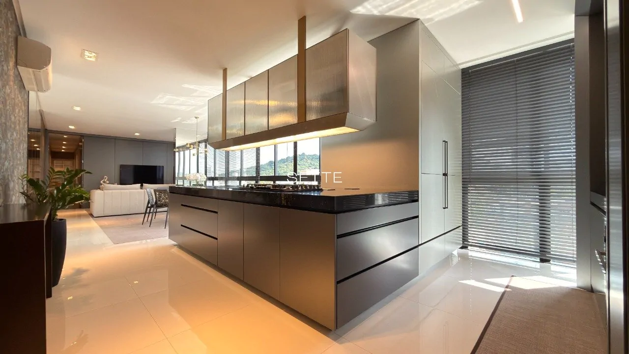 izQn4V78_7169c17f972922e