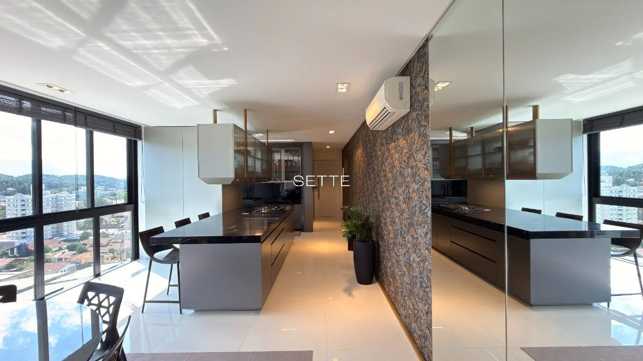 izQn4V78_7169c17faad21fb