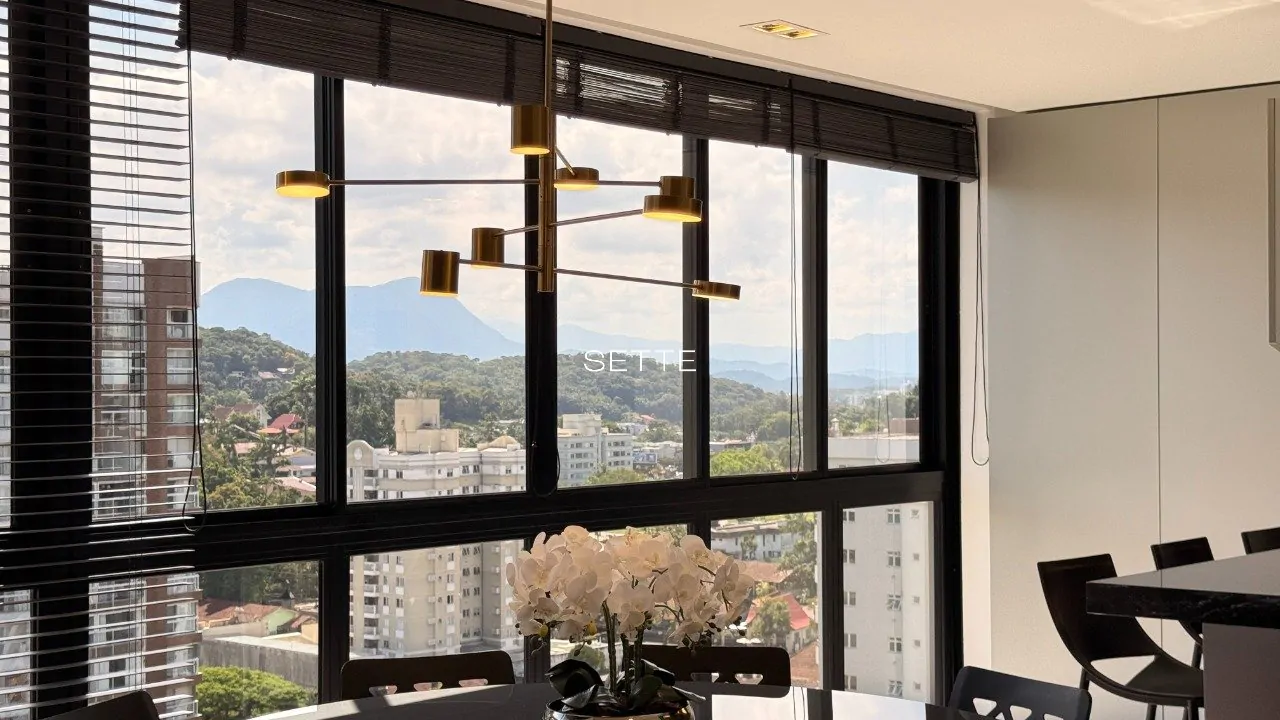 izQn4V78_7169c17fbe3c62a