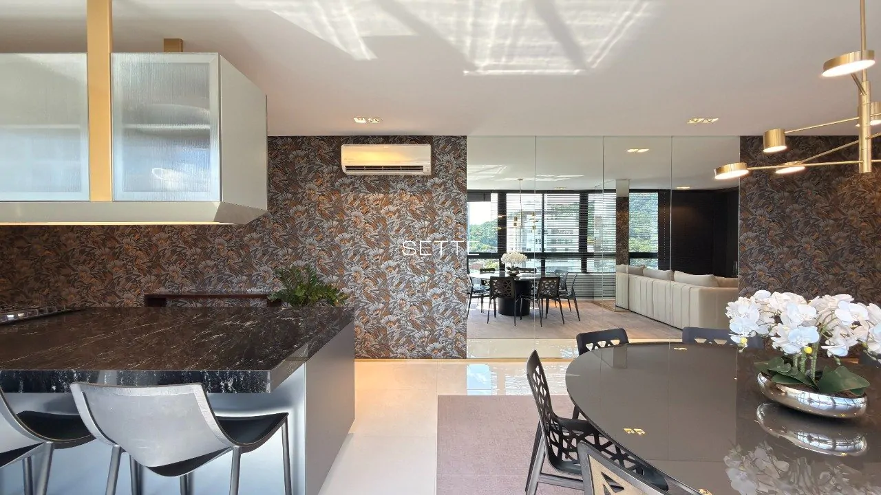 izQn4V78_7169c17fc5ddf0c