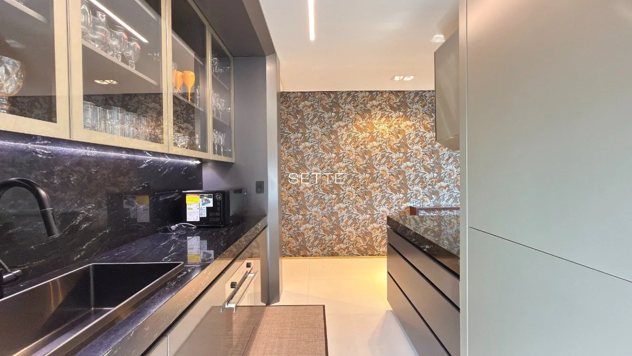 izQn4V78_7169c17fd15212d