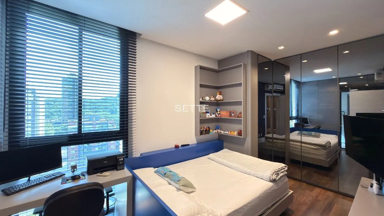 izQn4V78_7169c17fd5581b1