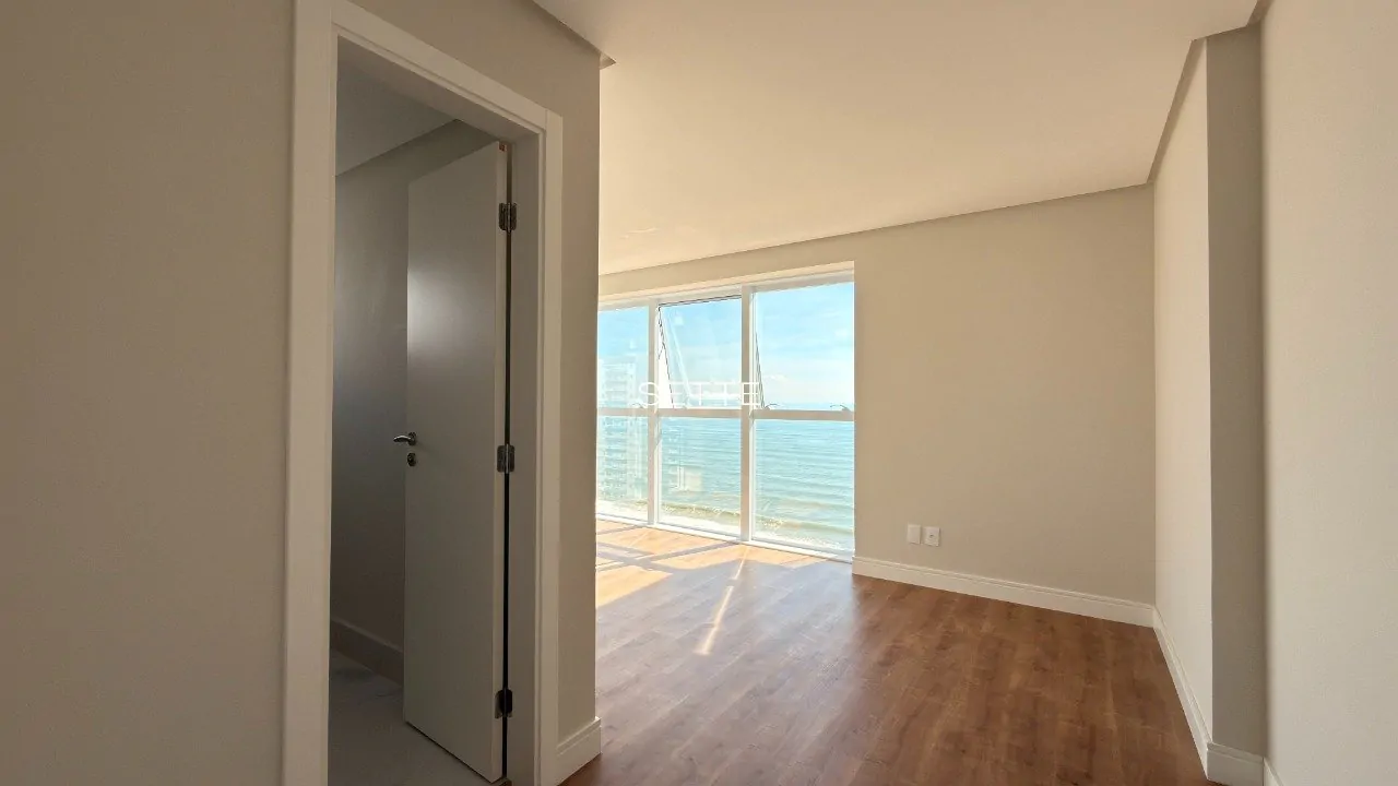 izX5i15tK1we73_60697a205bc8558