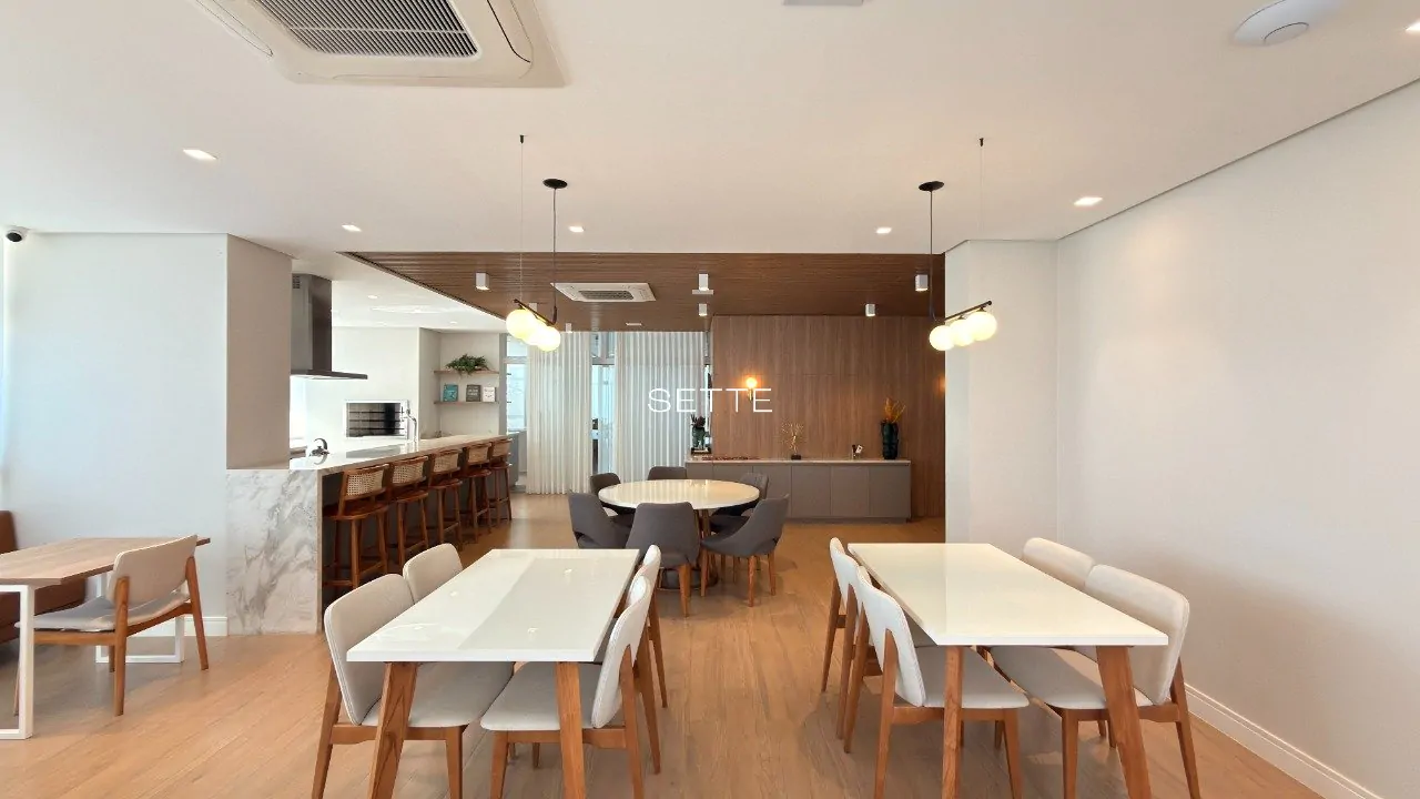 izX5i15tK1we73_60697a20bcc2885