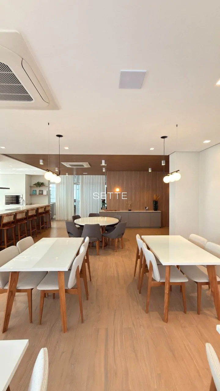 izX5i15tK1we73_60697a20c049517